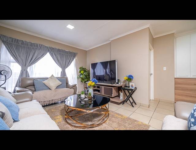 2 BEDROOM APARTMENT FOR SALE IN MONTANA